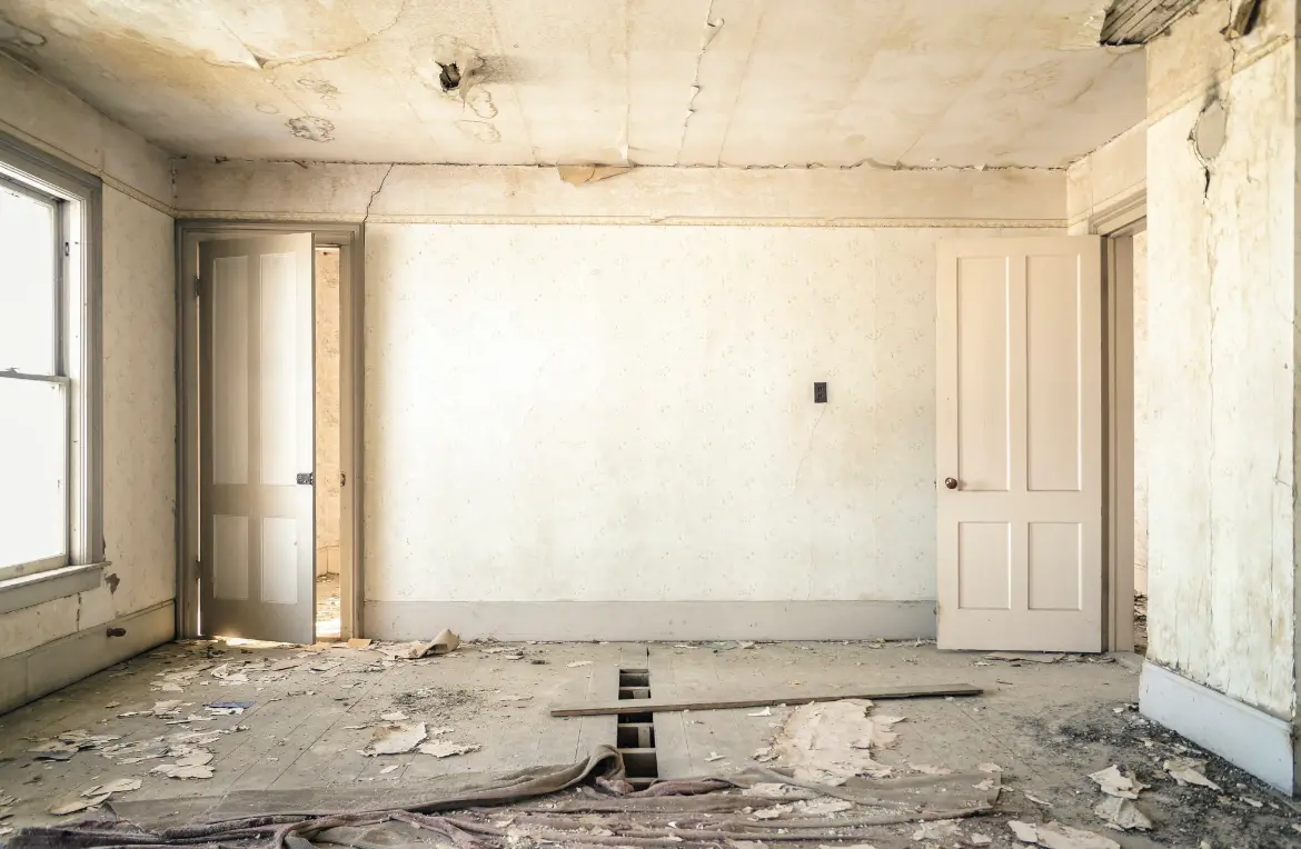 Waste disposal crew managing a cleanout project in Wahpeton